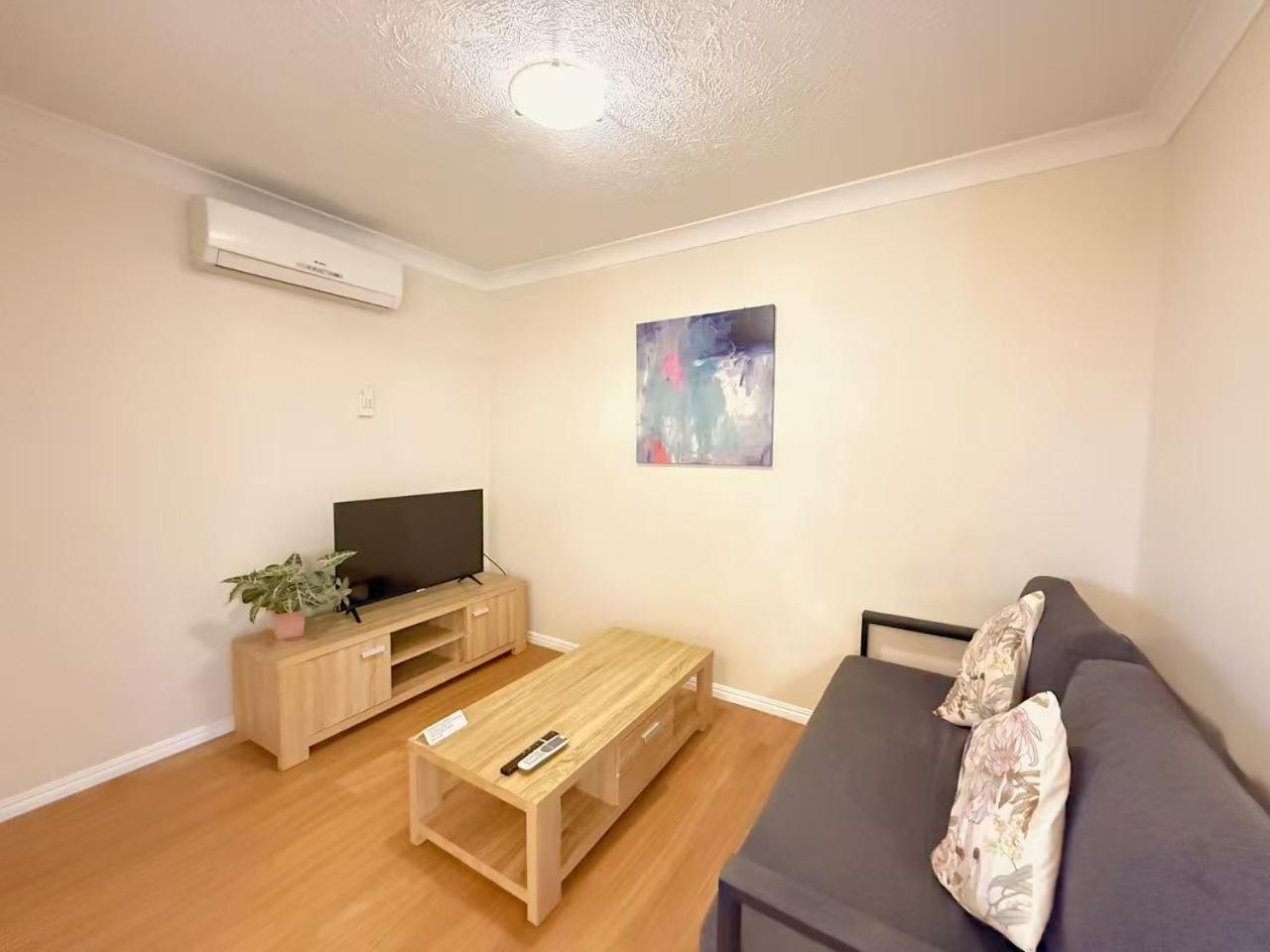 Karana Palms Resort Гоулд Коуст Екстериор снимка