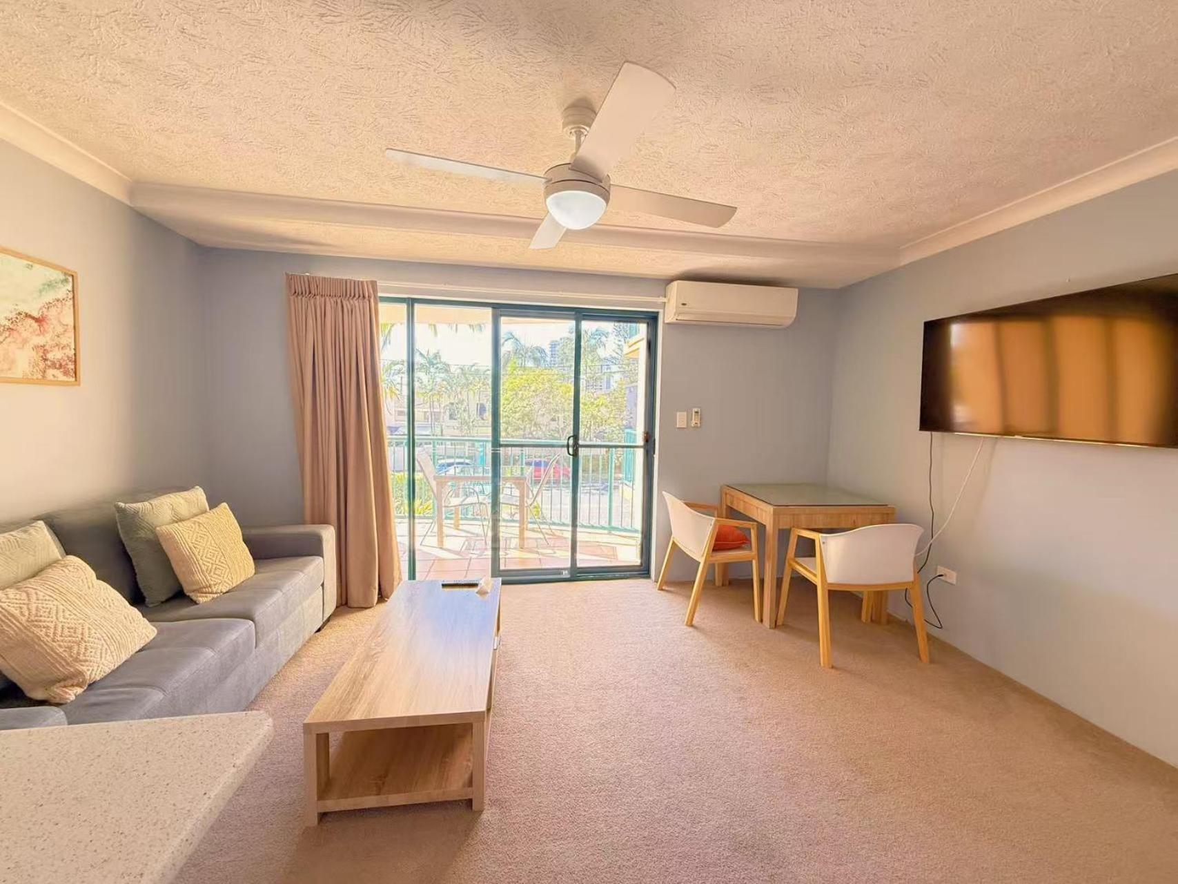 Karana Palms Resort Гоулд Коуст Екстериор снимка